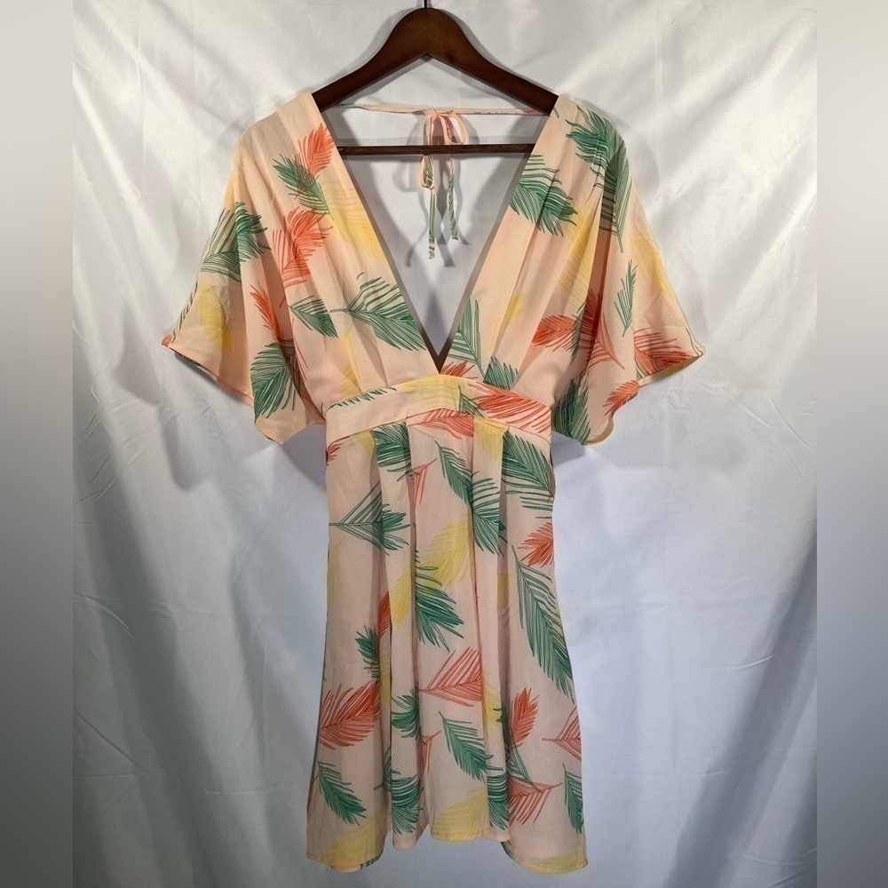 SHEIN Palm Leaves Summer Plunging Neckline Dress Womens Short Sleeve Print Sz M - Picture 2 of 9